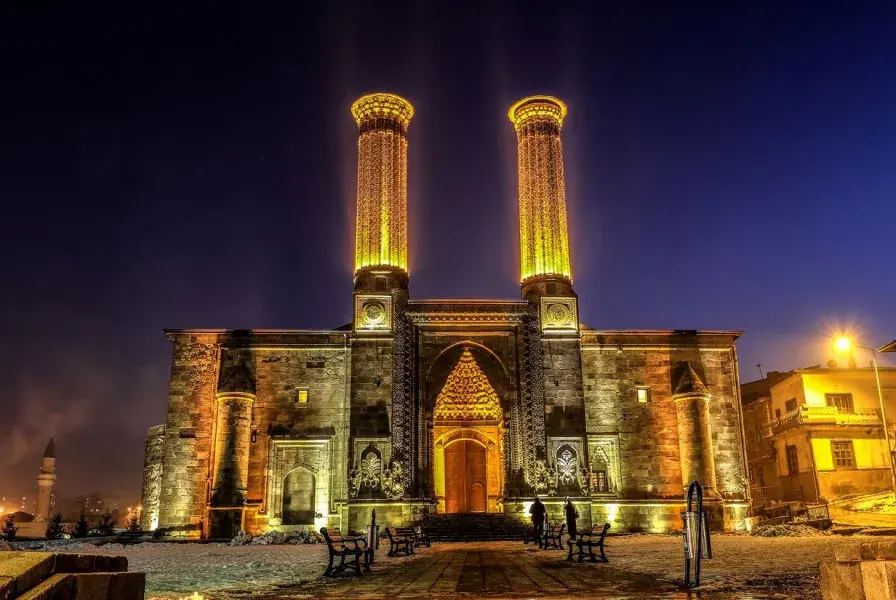 Uçak Ve Doğu Ekspresi İle Kars Erzurum Turu - Görsel 3